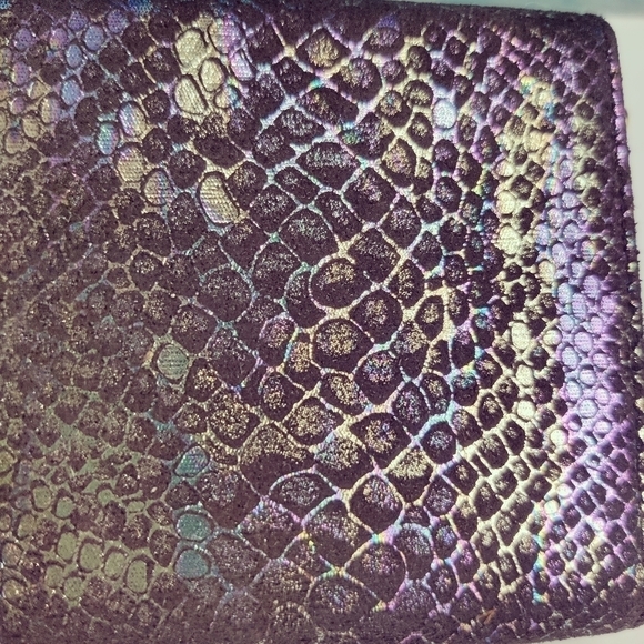 BANDOLINO Oil Slick Snake Skin Wristlet Wallet Clutch Cell Phone Case w/ Chain - Picture 9 of 16